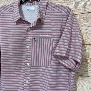 Columbia Men's Twisted Creek II Short‎ Sleeve Omni-Shade Red Jasper Stripe Sz L
